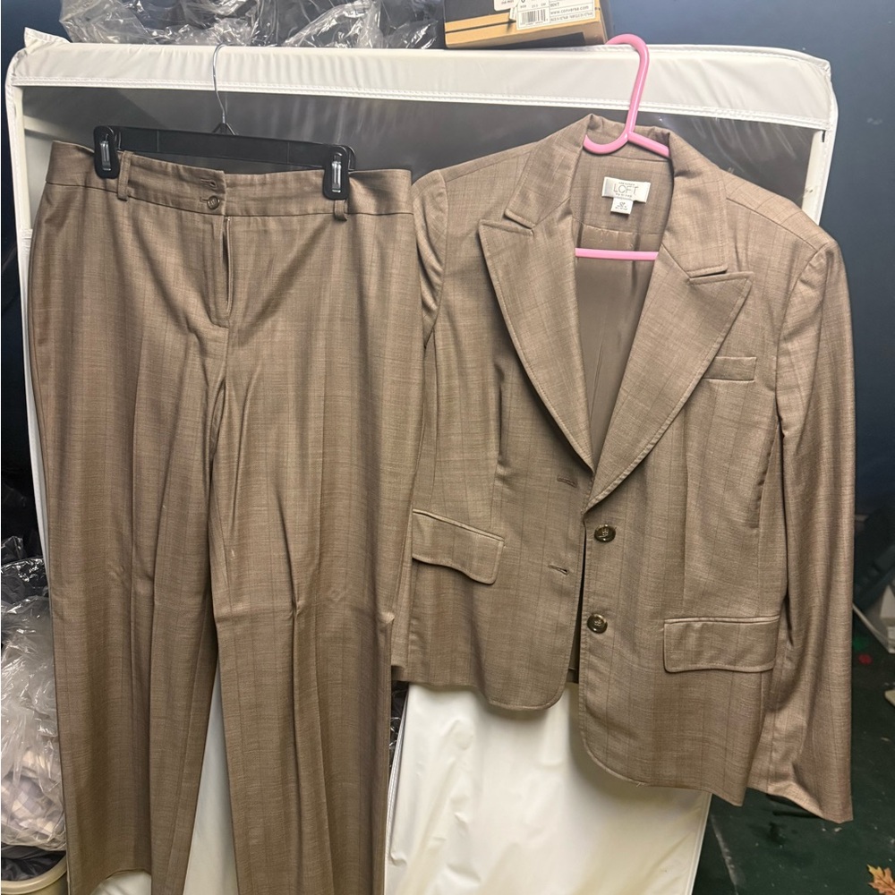 LOFT Women's Tan Pantsuit
